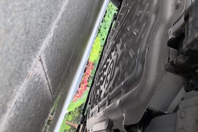 Used Zeekr 9X 2025 Hyper Edition Chassis Front Right