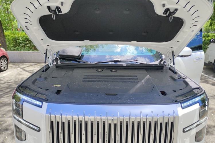 Used Zeekr 9X 2025 Hyper Edition Engine Bay