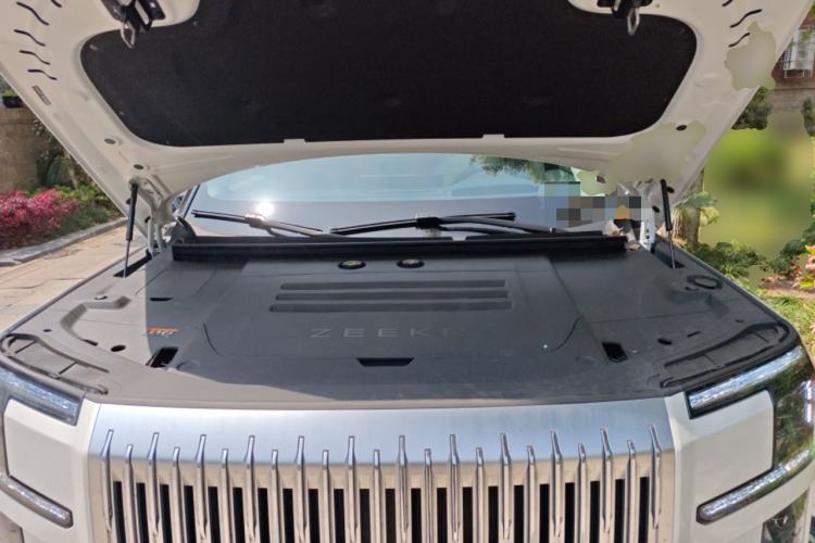 Used Zeekr 9X 2025 Ultra Edition Engine Bay