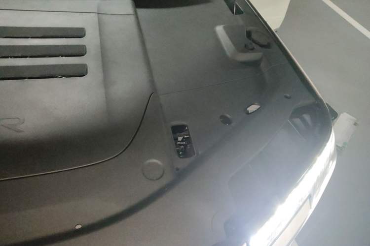 Used Zeekr 9X 2025 Hyper Edition Engine Bay Left