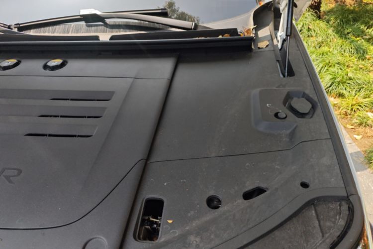 Used Zeekr 9X 2025 Ultra Edition Engine Bay Left
