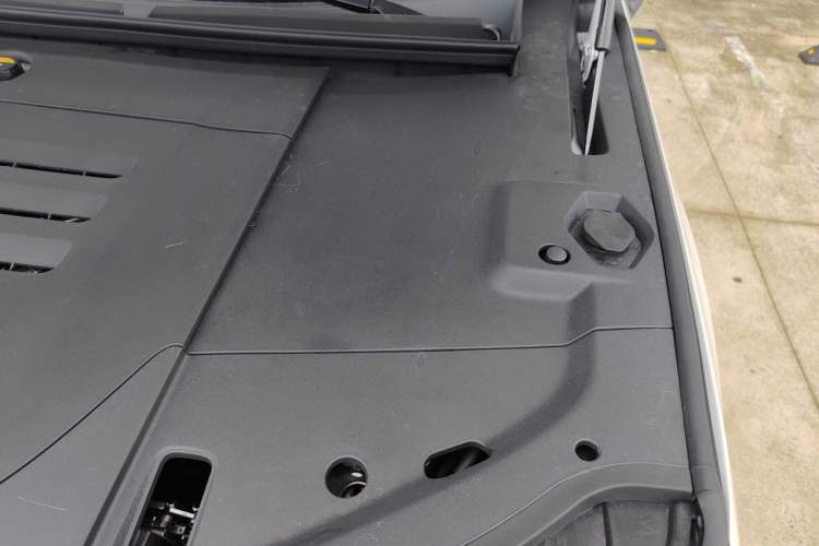 Used Zeekr 9X 2025 Ultra Edition 70kWh Engine Bay Left