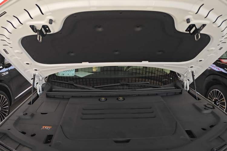 Used Zeekr 9X 2025 Ultra Edition Engine Bay