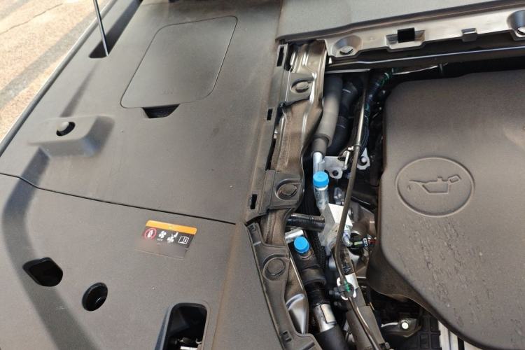 Used Zeekr 9X 2025 Hyper Edition Engine Bay Right