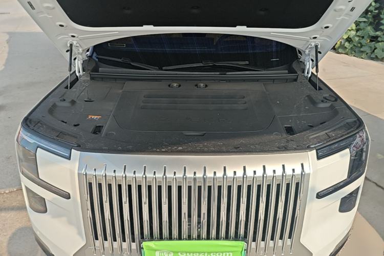 Used Zeekr 9X 2025 Hyper Edition Engine Bay