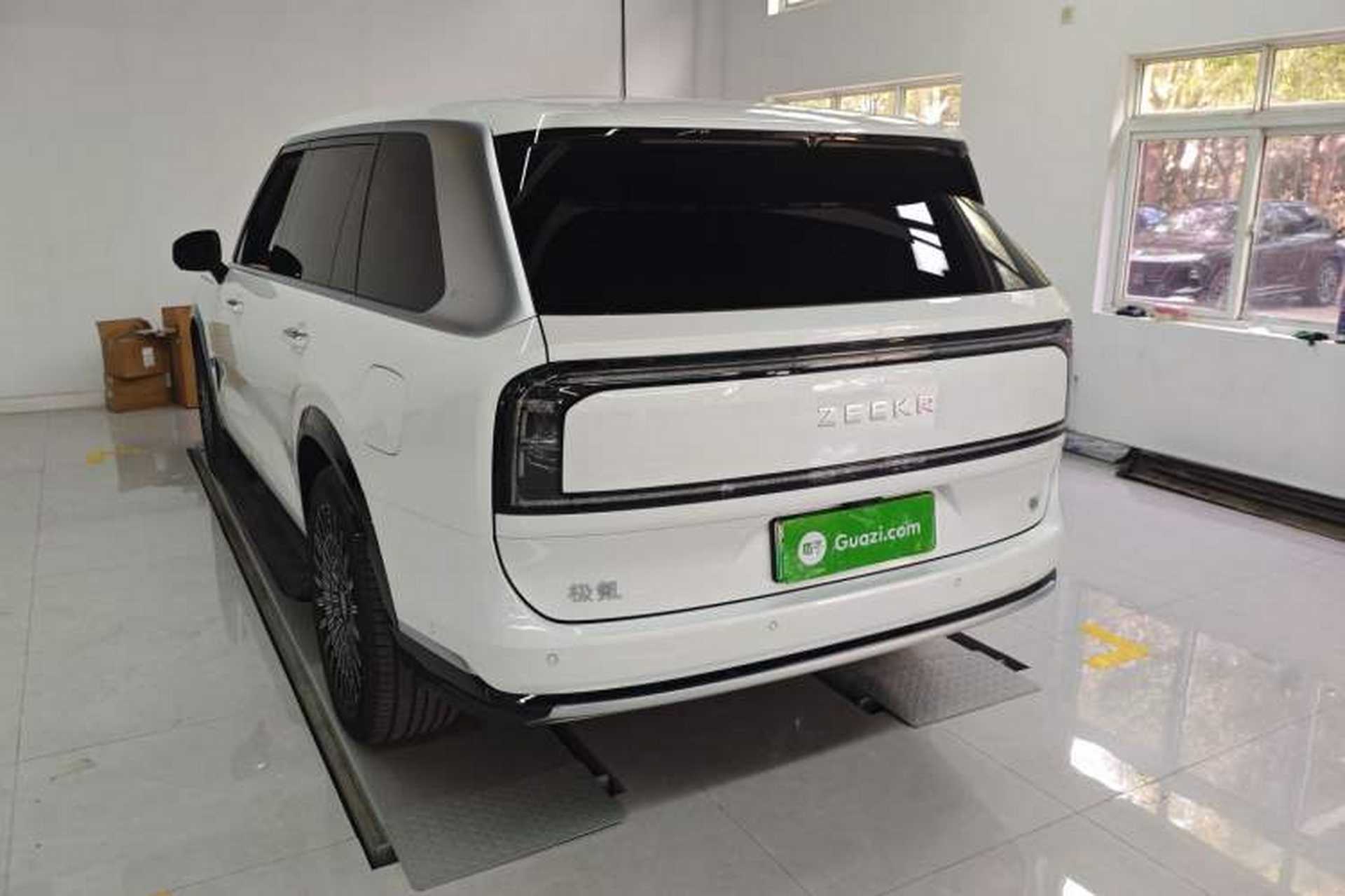 Used Zeekr 9X 2025 Max Edition Exterior 2
