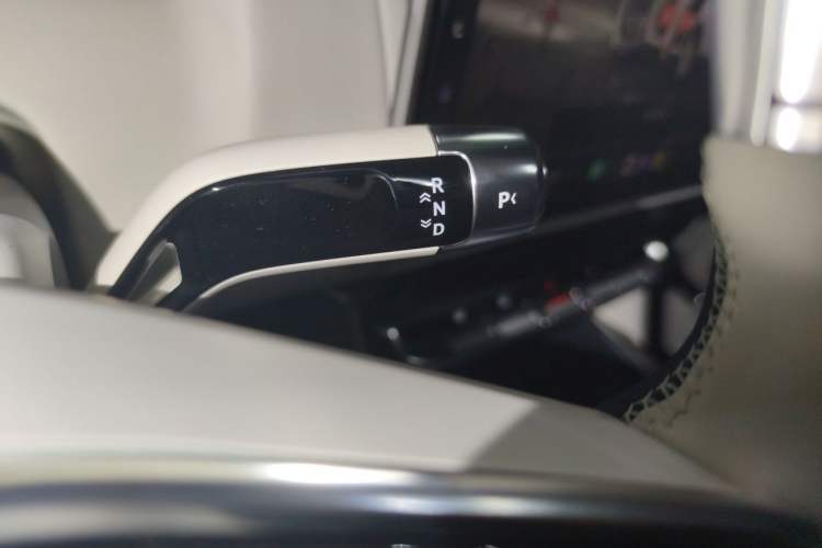 Used Zeekr 9X 2025 Hyper Edition Gear Lever