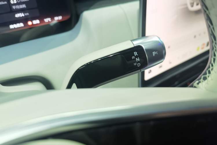 Used Zeekr 9X 2025 Ultra Edition 70kWh Gear Lever
