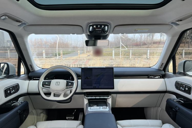 Used Zeekr 9X 2025 Max Edition Interior 4