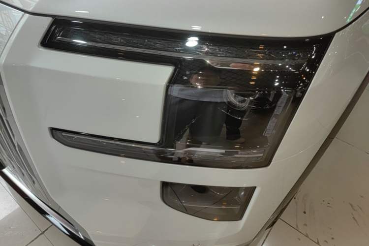 Used Zeekr 9X 2025 Ultra Edition Left Front Headlight