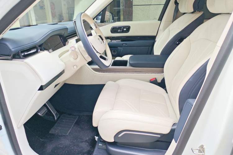Used Zeekr 9X 2025 Hyper Edition Left Front Seat
