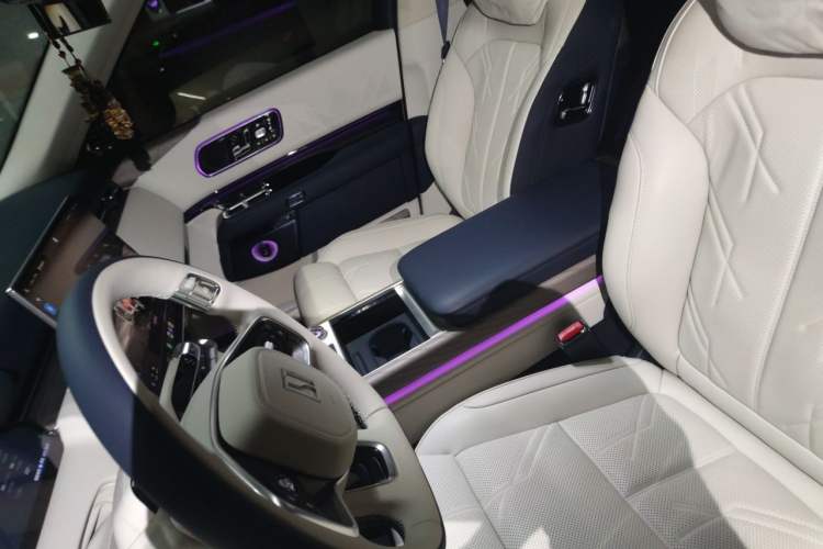 Used Zeekr 9X 2025 Hyper Edition Left Front Seat