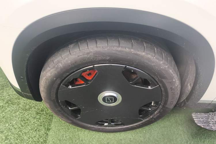 Used Zeekr 9X 2025 Hyper Edition Left Front Wheel Hub