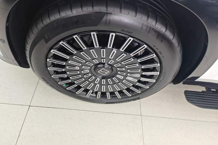 Used Zeekr 9X 2025 Ultra Edition 70kWh Left Front Wheel Hub