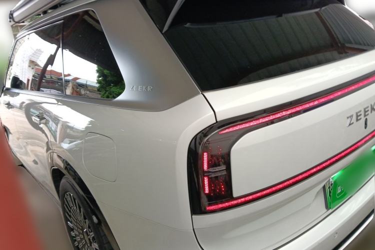 Used Zeekr 9X 2025 Ultra Edition 70kWh Rear Left 45 Deg