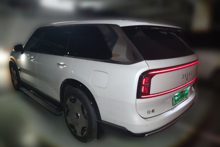 Used Zeekr 9X 2025 Hyper Edition Rear Left 45 Deg