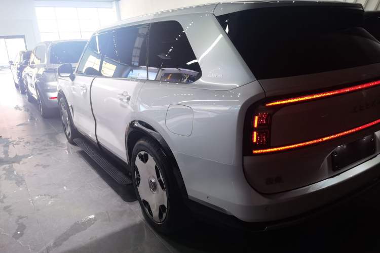 Used Zeekr 9X 2025 Ultra Edition 70kWh Rear Left 45 Deg