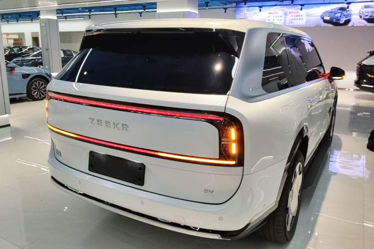 Used Zeekr 9X 2025 Ultra Edition Rear Right 45 Deg