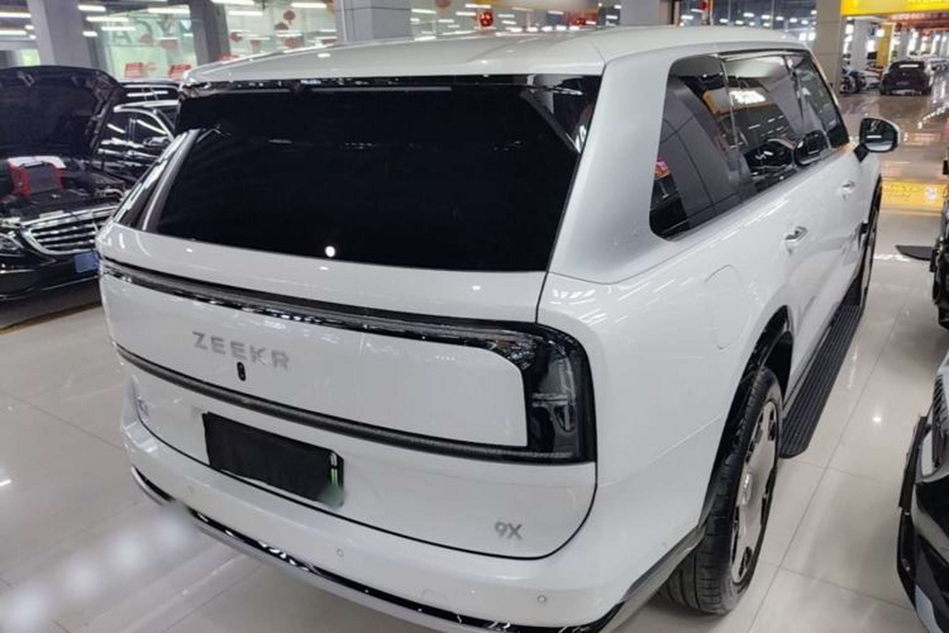 Used Zeekr 9X 2025 Hyper Edition Rear Right 45 Deg