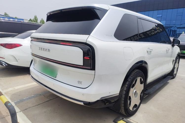 Used Zeekr 9X 2025 Ultra Edition 70kWh Rear Right 45 Deg