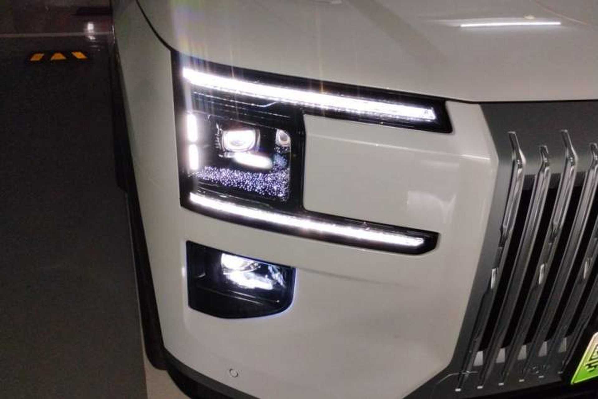 Used Zeekr 9X 2025 Hyper Edition Right Front Headlight