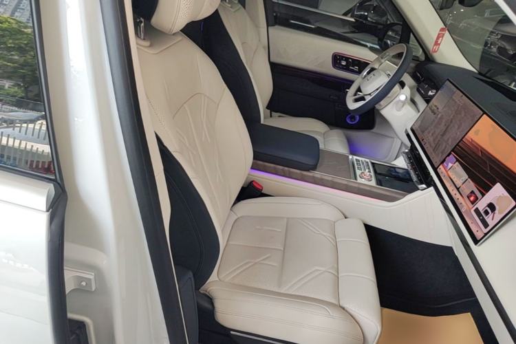Used Zeekr 9X 2025 Hyper Edition Right Front Seat