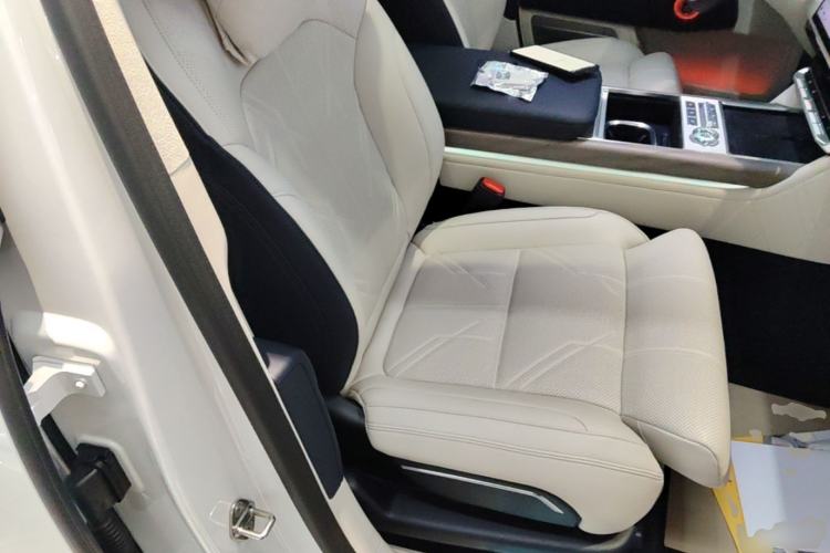 Used Zeekr 9X 2025 Ultra Edition Right Front Seat