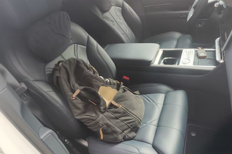 Used Zeekr 9X 2025 Hyper Edition Right Front Seat