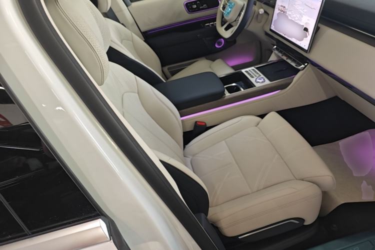 Used Zeekr 9X 2025 Ultra Edition Right Front Seat