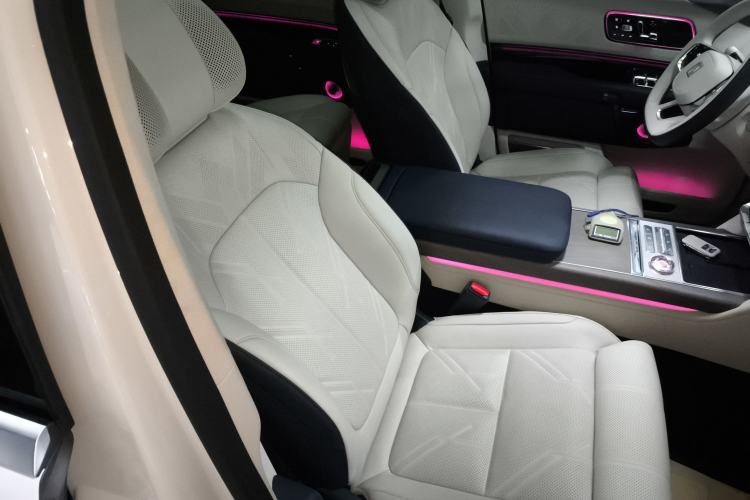 Used Zeekr 9X 2025 Max Edition Right Front Seat
