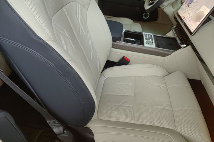 Used Zeekr 9X 2025 Ultra Edition Right Front Seat