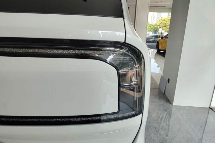 Used Zeekr 9X 2025 Hyper Edition Right Rear Taillight
