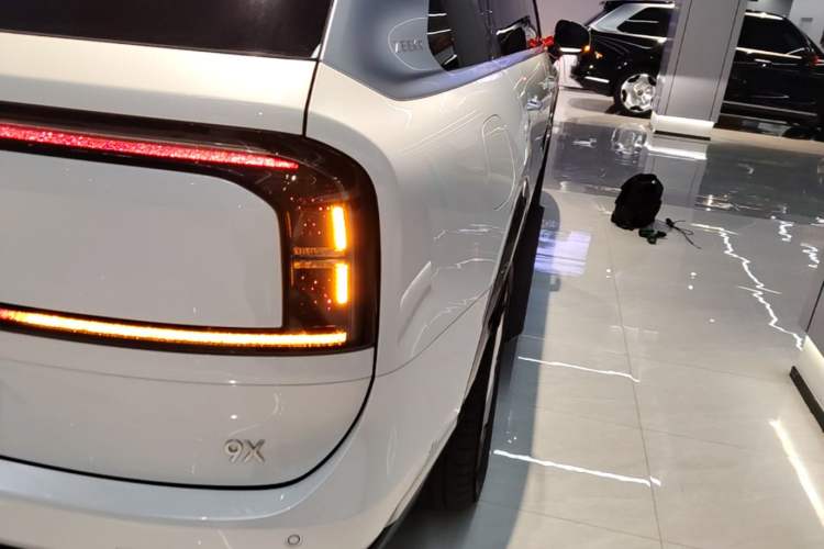 Used Zeekr 9X 2025 Ultra Edition Right Rear Taillight
