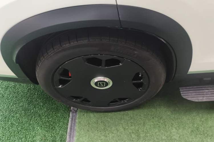 Used Zeekr 9X 2025 Hyper Edition Right Rear Wheel Hub