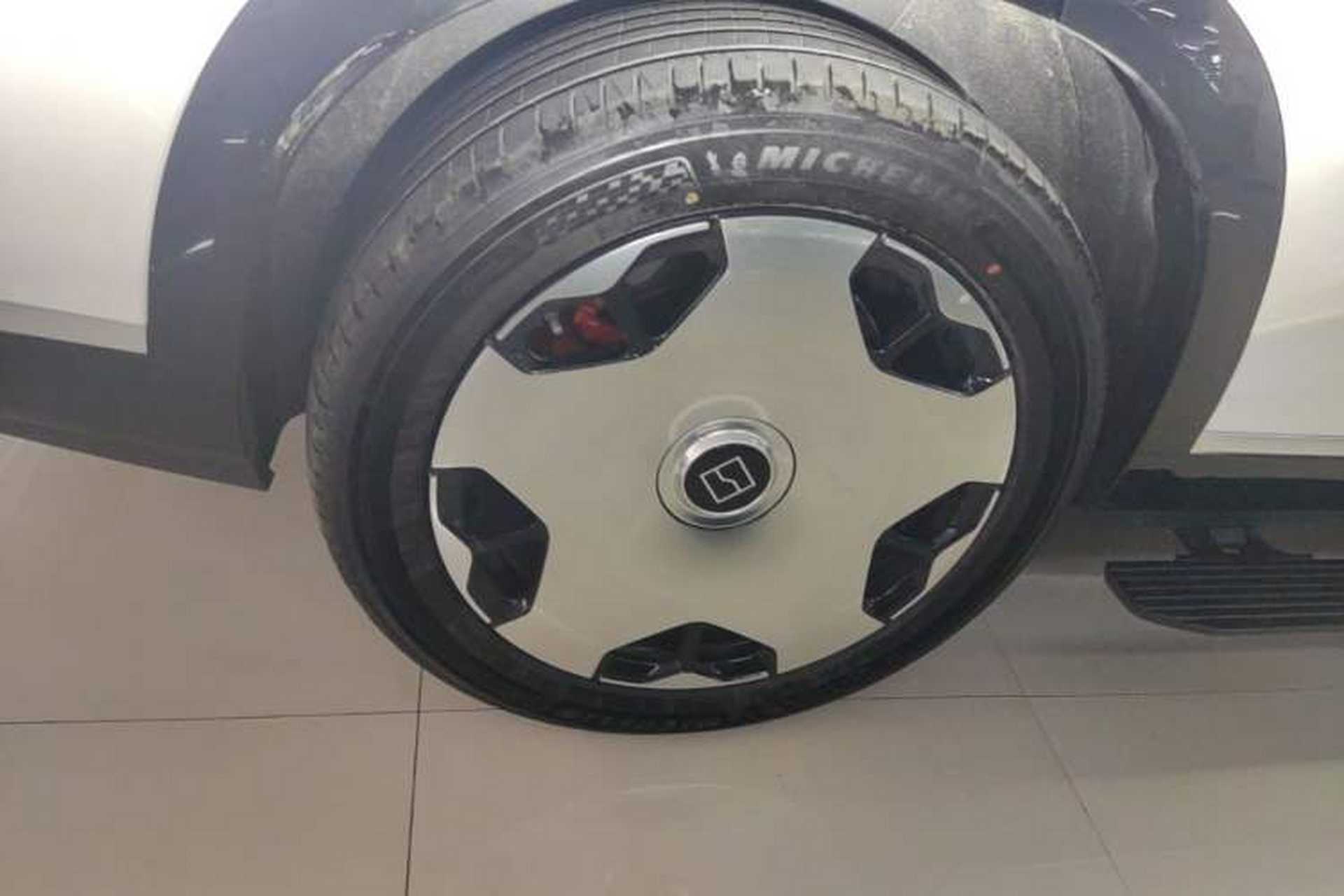 Used Zeekr 9X 2025 Ultra Edition Right Rear Wheel Hub