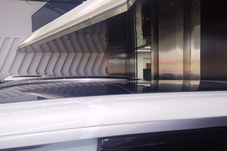Used Zeekr 9X 2025 Ultra Edition 70kWh Roof