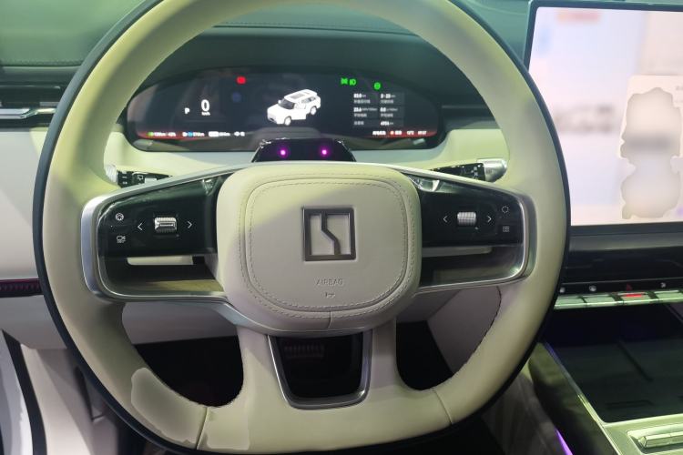 Used Zeekr 9X 2025 Ultra Edition 70kWh Steering Wheel