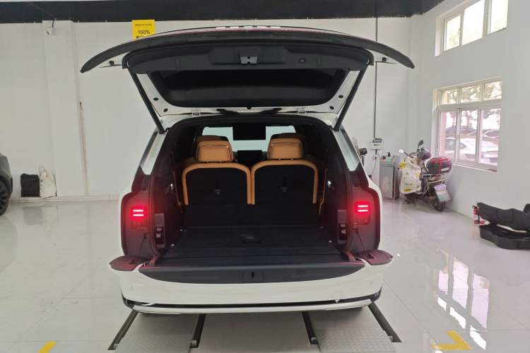 Used Zeekr 9X 2025 Max Edition Trunk