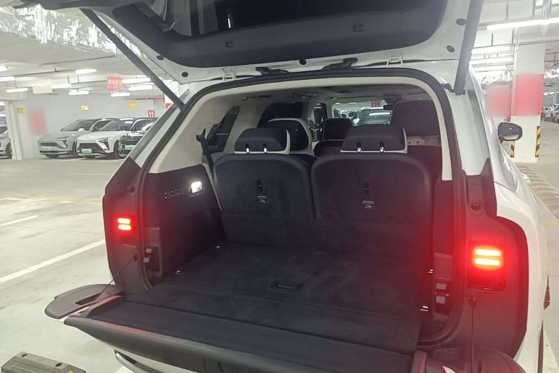 Used Zeekr 9X 2025 Hyper Edition Trunk