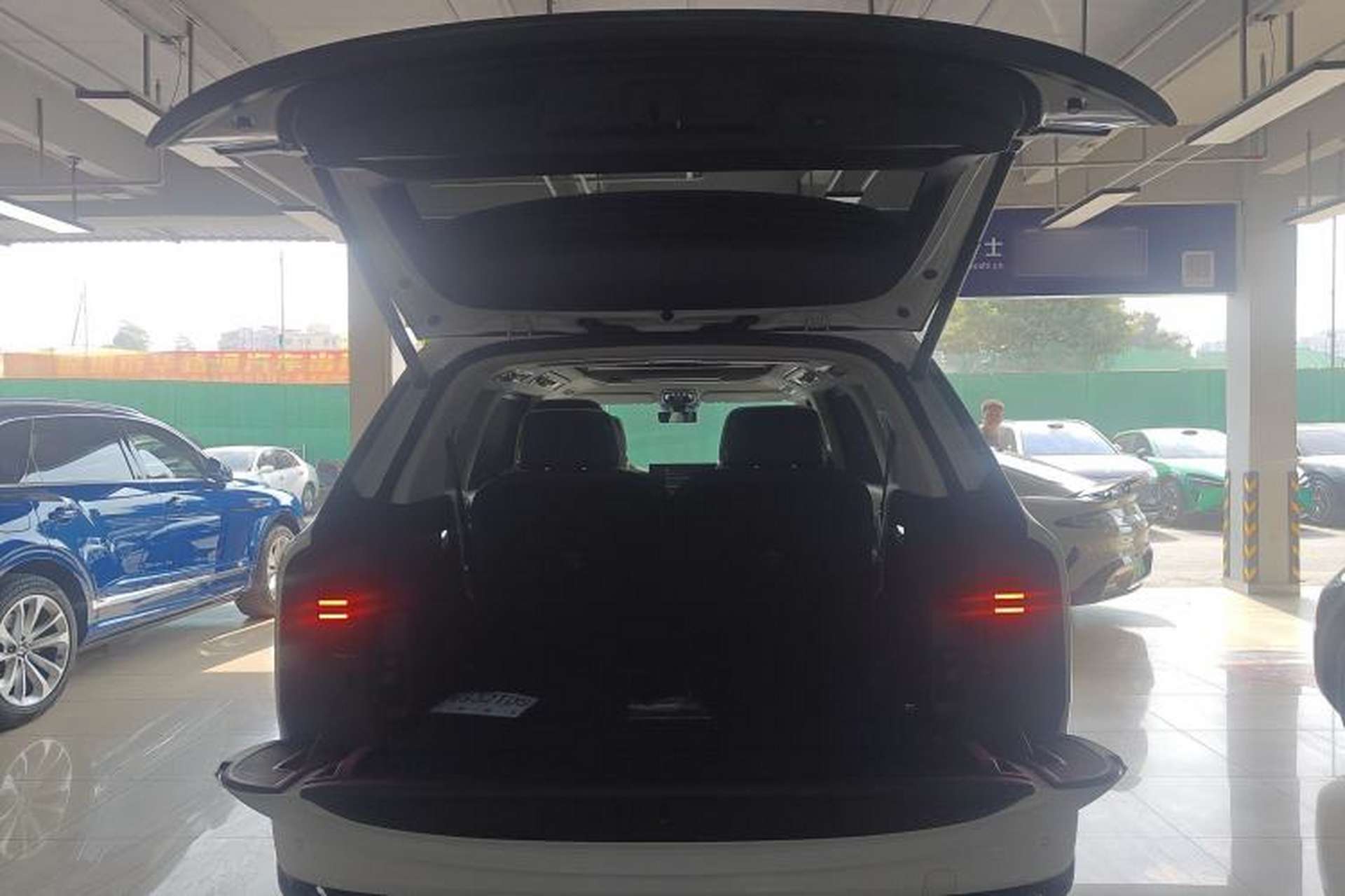 Used Zeekr 9X 2025 Max Edition Trunk