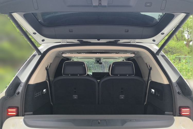 Used Zeekr 9X 2025 Hyper Edition Trunk
