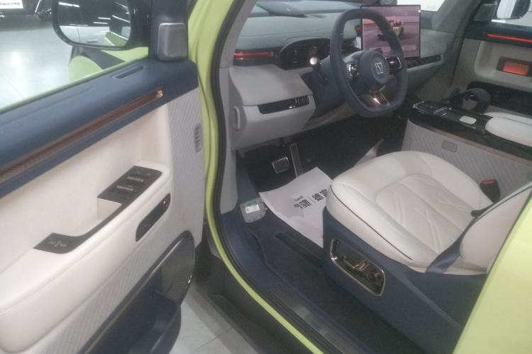 Used Zeekr MIX 2025 Long-Range Intelligent Driving Edition Driver Seat