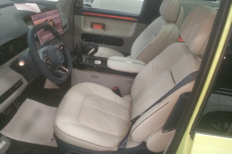 Used Zeekr MIX 2025 Long-Range Intelligent Driving Edition Left Front Seat