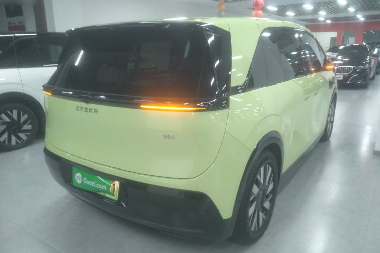 Used Zeekr MIX 2025 Long-Range Intelligent Driving Edition Rear Right 45 Deg
