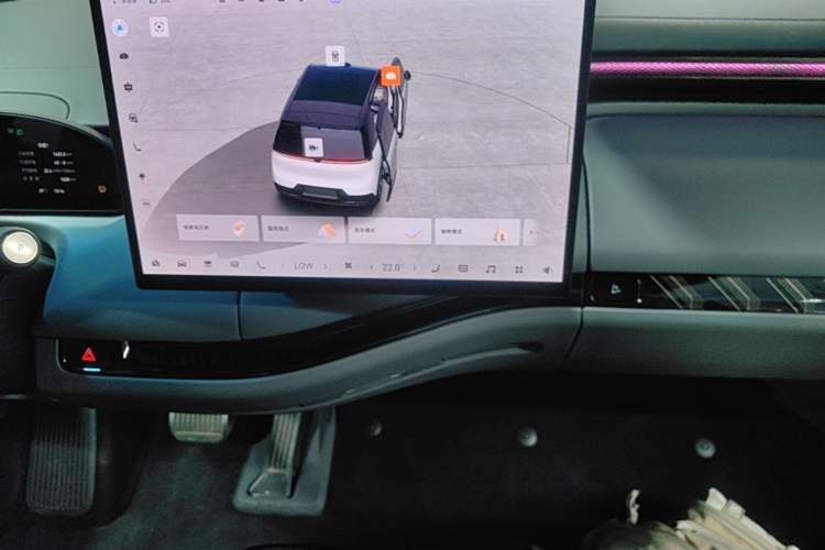 Used Zeekr MIX 2025 Intelligent Driving Version Audio And AC Panel