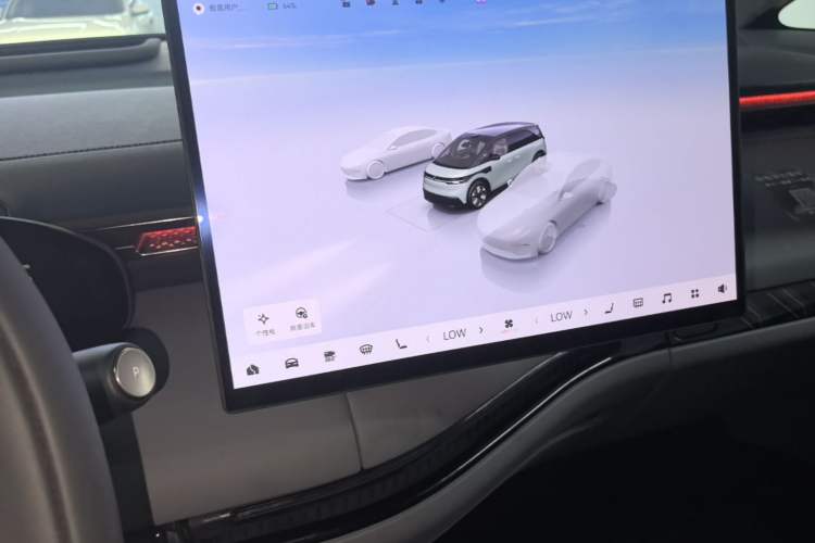 Used Zeekr MIX 2025 Intelligent Driving Version Audio And AC Panel