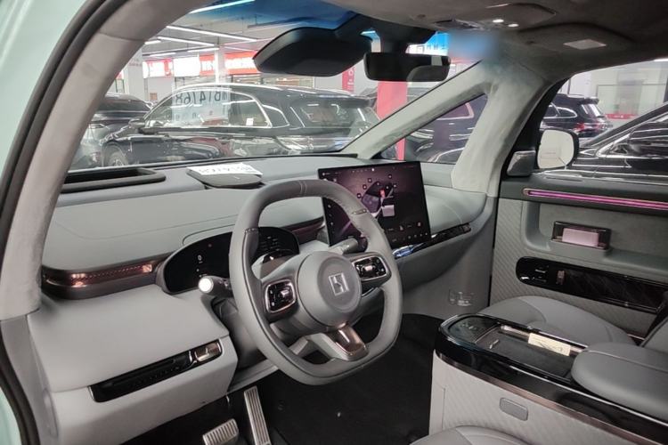 Used Zeekr MIX 2025 Intelligent Driving Version Center Console