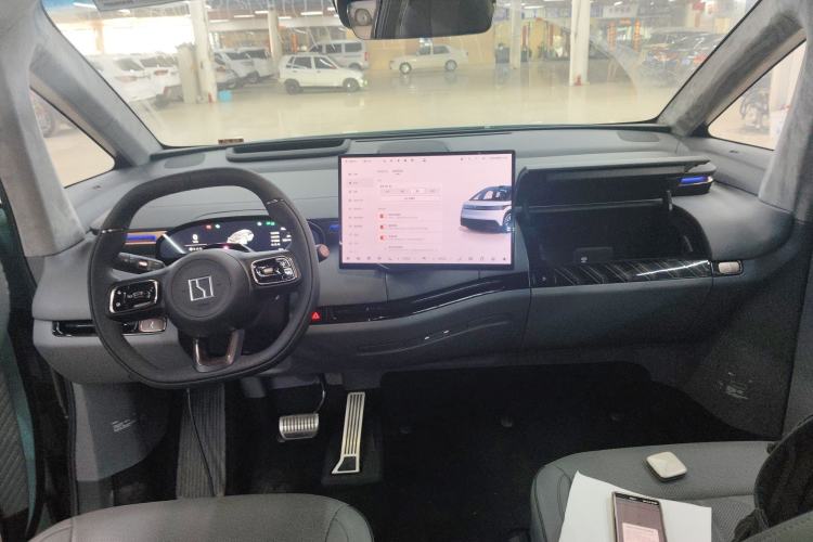 Used Zeekr MIX 2025 Intelligent Driving Version Center Console