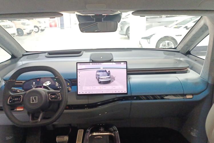 Used Zeekr MIX 2025 Intelligent Driving Version Center Console