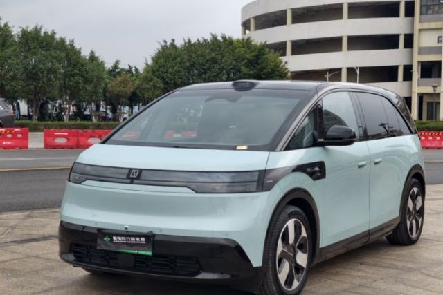 Used Zeekr MIX 2025 Intelligent Driving Version
